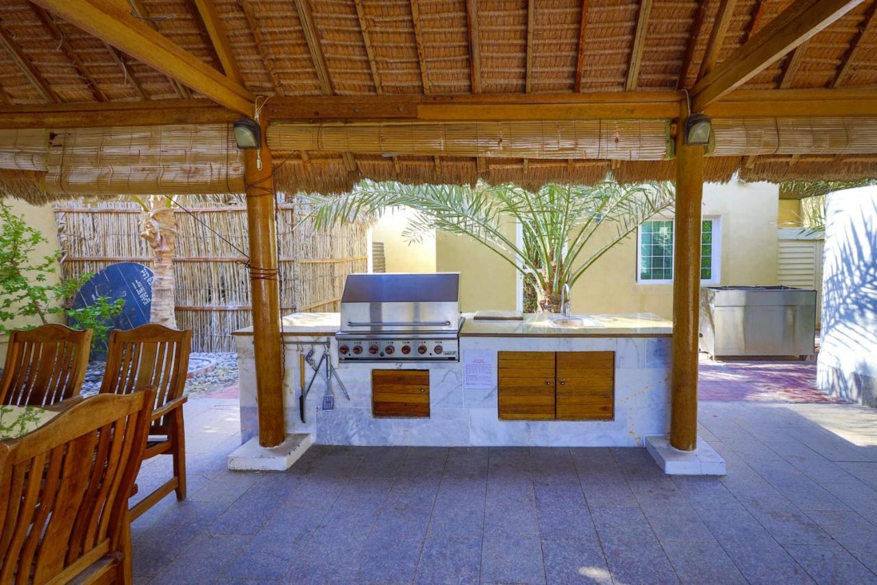 Dar 66 4Br Pool Villa With Jacuzzi ราสอัลไคมาห์ ภายนอก รูปภาพ
